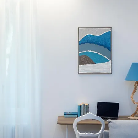 Ariosto's Luxury Rome